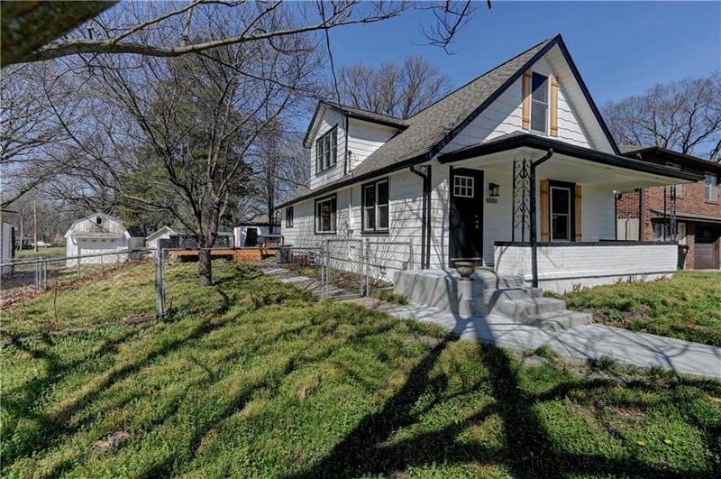 1020 Mccoy St, Independence, MO 64050