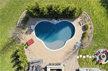 10777 179th Ter, Overland Park, KS 66013