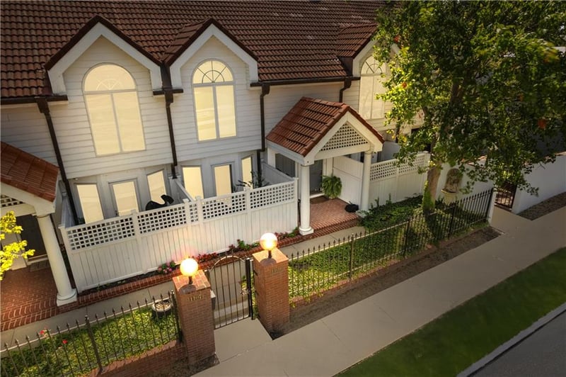 1109 47th St #B, Kansas City, MO 64112