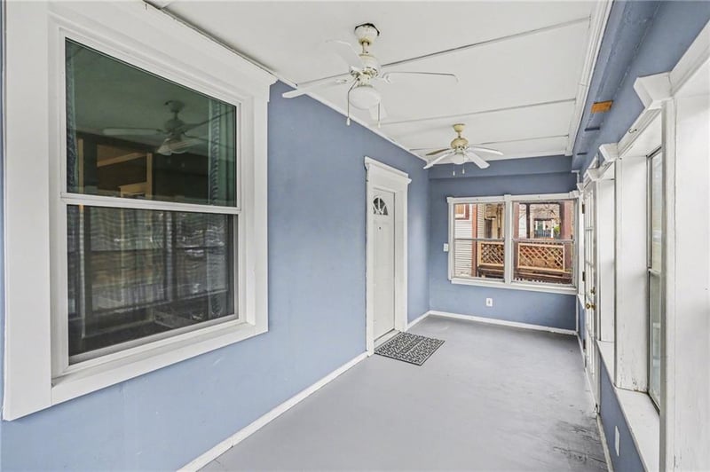 4304 Holmes St, Kansas City, MO 64110