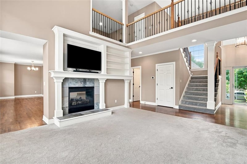 14770 Glen Eyrie St, Olathe, KS 66061