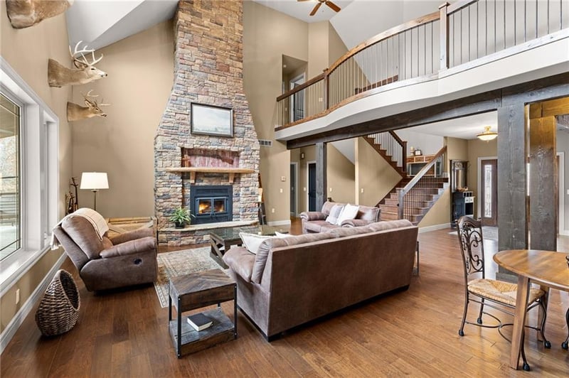 650 13 Hw, Warrensburg, MO 64093