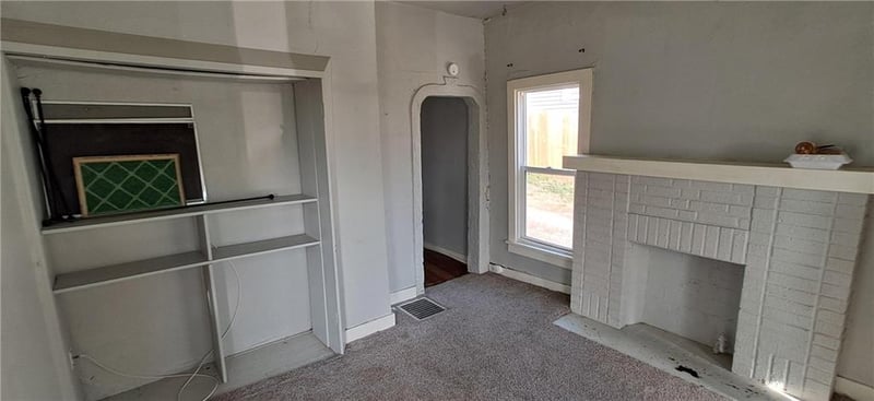 2110 2nd St, St Joseph, MO 64505