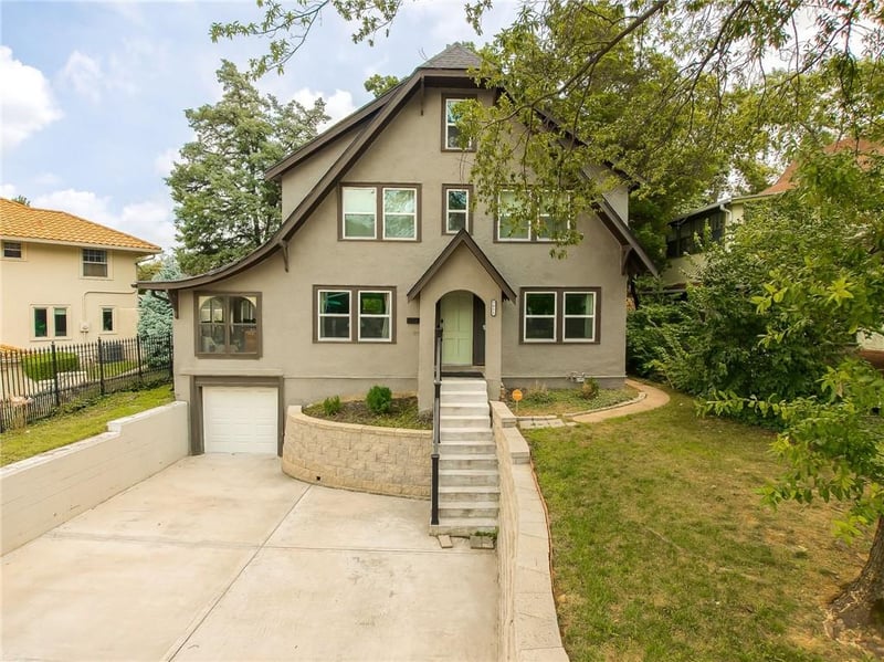 3651 Southwest Trafficway, Kansas City, MO 64111