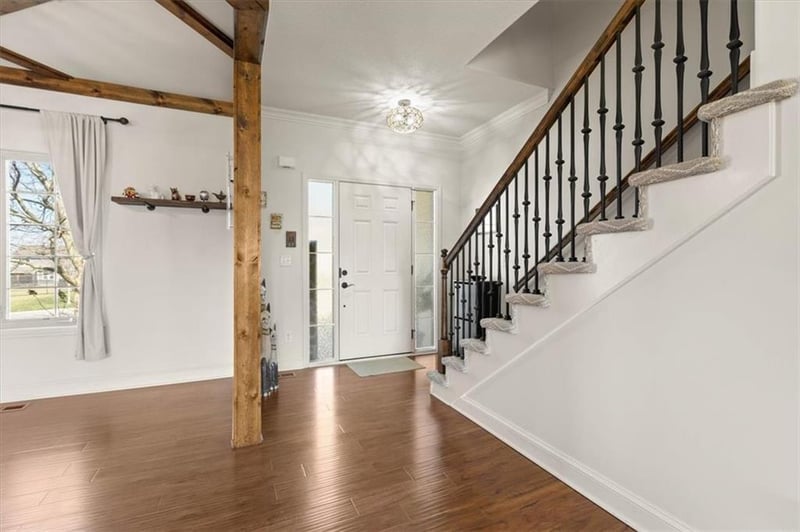 23513 89th Ter, Lenexa, KS 66227