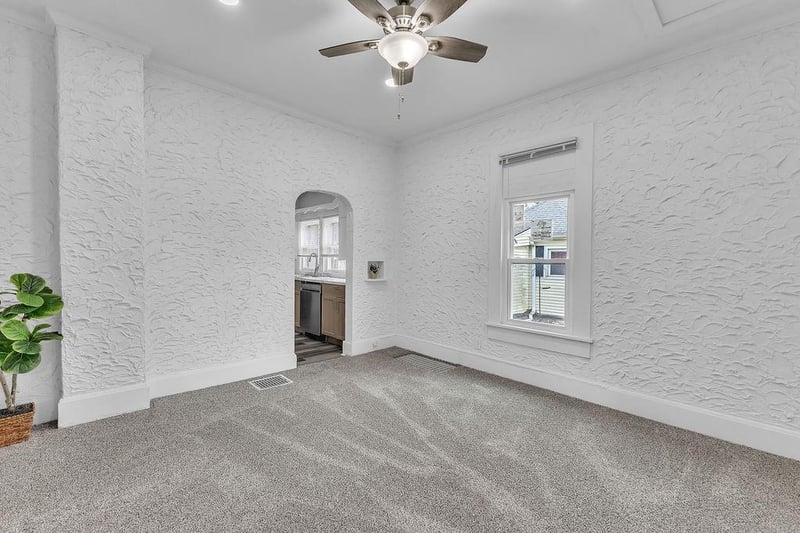3114 Olive St, St Joseph, MO 64507