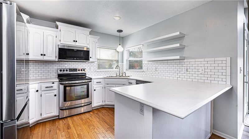 1016 112th Ter, Kansas City, MO 64155