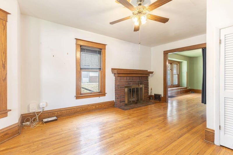 2816 Sacramento St, St Joseph, MO 64507