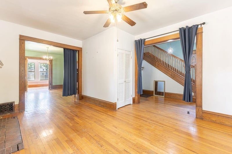 2816 Sacramento St, St Joseph, MO 64507