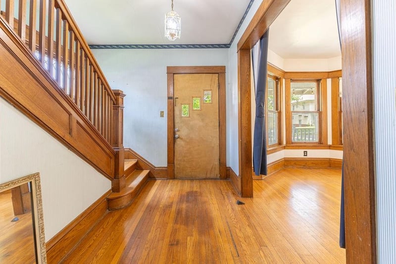 2816 Sacramento St, St Joseph, MO 64507