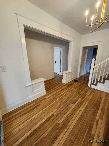 310 Kensington Ave, Kansas City, MO 64124