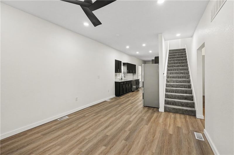 3648 Flora Ave, Kansas City, MO 64109