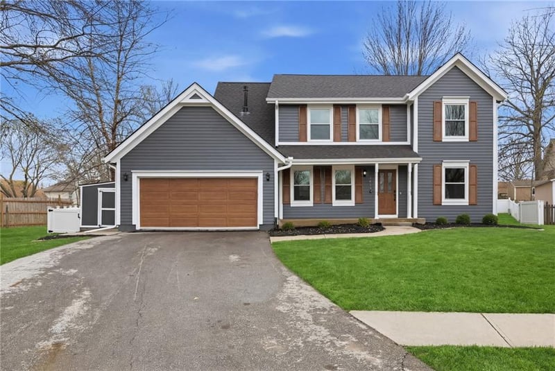 1413 Sheridan Bridge Cir, Olathe, KS 66062