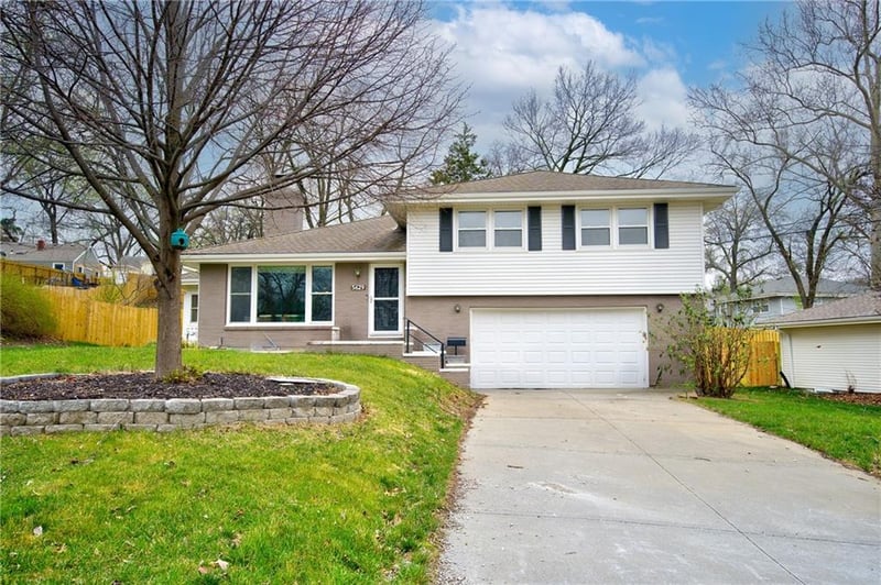 5629 50th St, Roeland Park, KS 66202