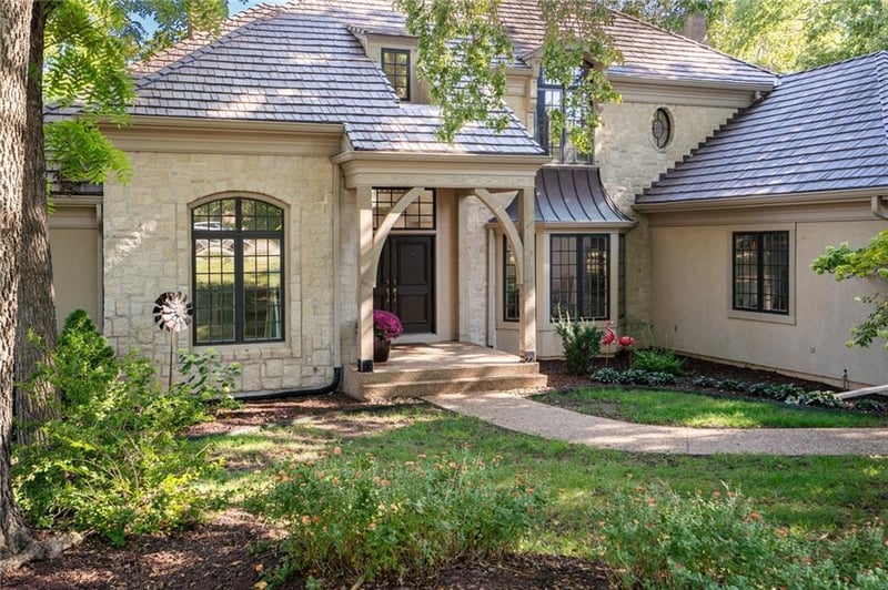 204 Fall Creek Rd, Lawrence, KS 66049