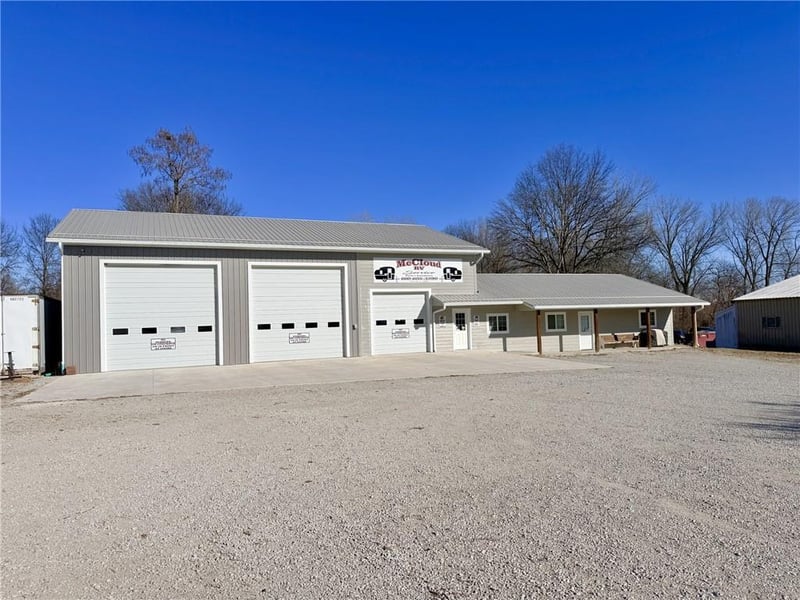 1744 Oklahoma Ave, Trenton, MO 64683