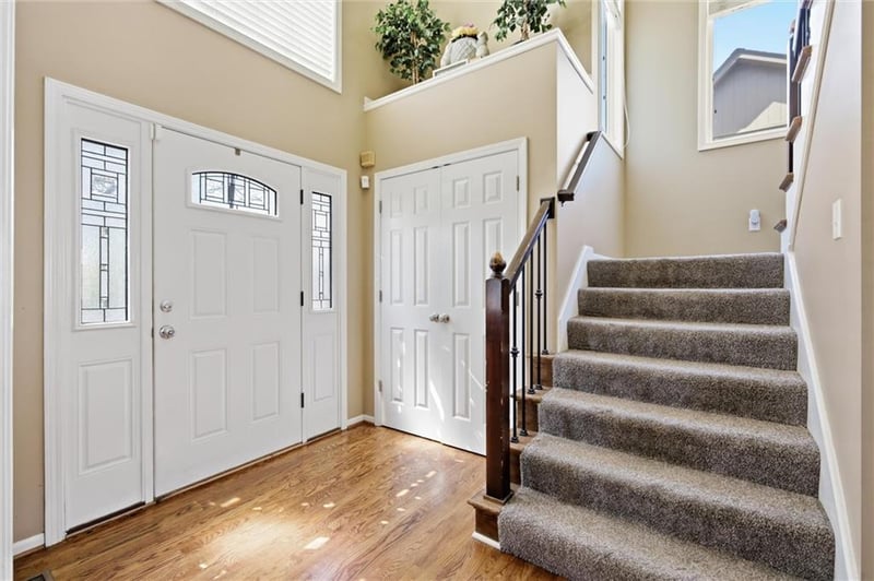 217 Paseo Pl, Blue Springs, MO 64014