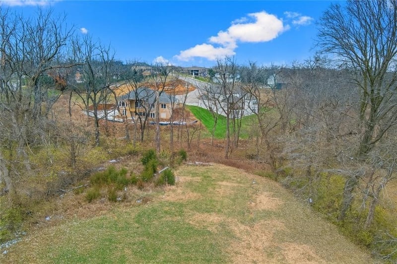 4924 Linden Rd, Kansas City, MO 64151