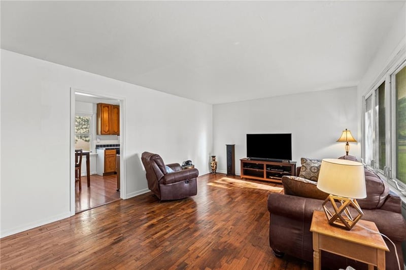 401 Madison St, Spring Hill, KS 66083