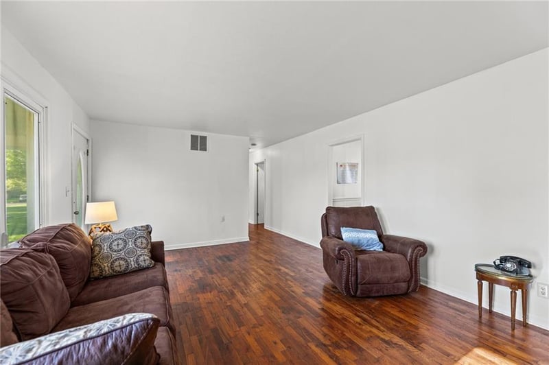 401 Madison St, Spring Hill, KS 66083