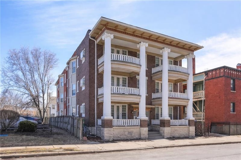 3433 Central St, Kansas City, MO 64111