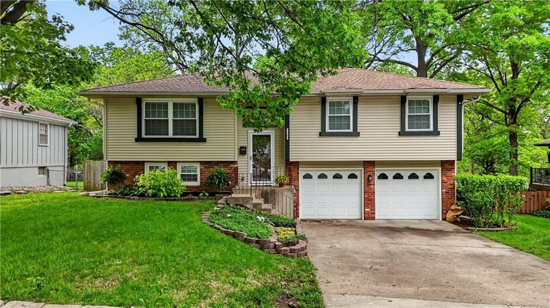 9707 56th Ter, Merriam, KS 66203