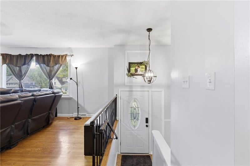 1619 Woodland Blvd, Kansas City, KS 66106