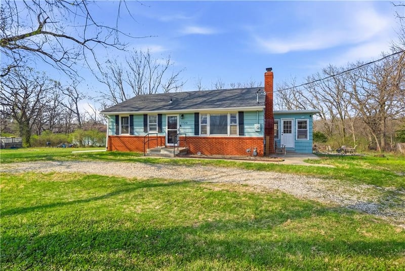 7720 70th Ter, Kansas City, MO 64133