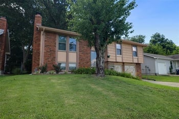 4605 N Brooklyn Ave, Kansas City, MO 64116