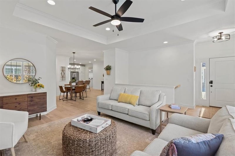 912 110th Ter, Kansas City, MO 64131