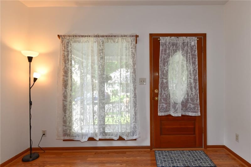 4455 Cambridge St, Kansas City, KS 66103