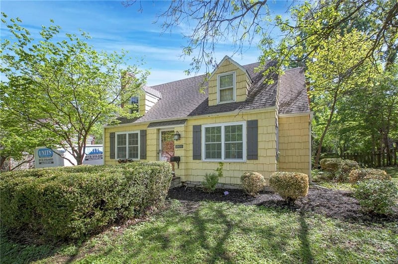 5831 Woodward St, Merriam, KS 66202