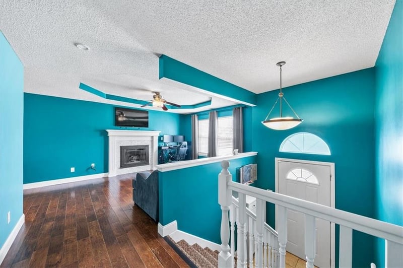 1723 Whitney Dr, Independence, MO 64057