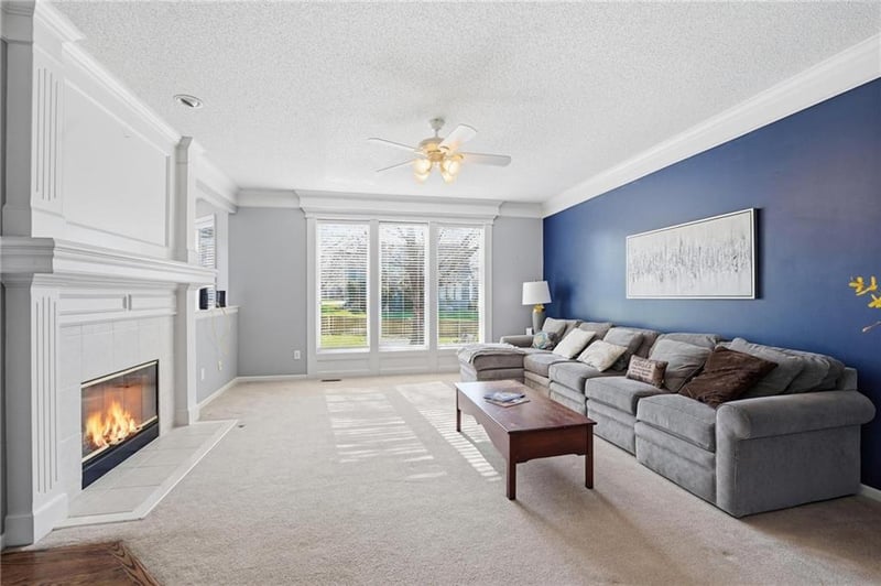 15808 Rosewood St, Overland Park, KS 66224