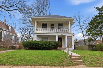 4008 Charlotte St, Kansas City, MO 64110
