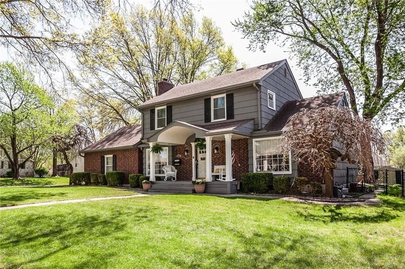 2703 68th Ter, Kansas City, MO 64119