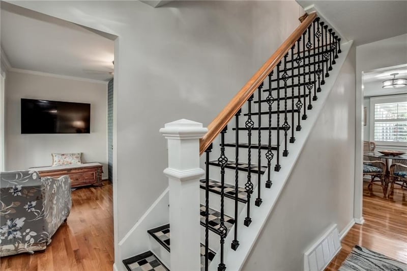 2703 68th Ter, Kansas City, MO 64119