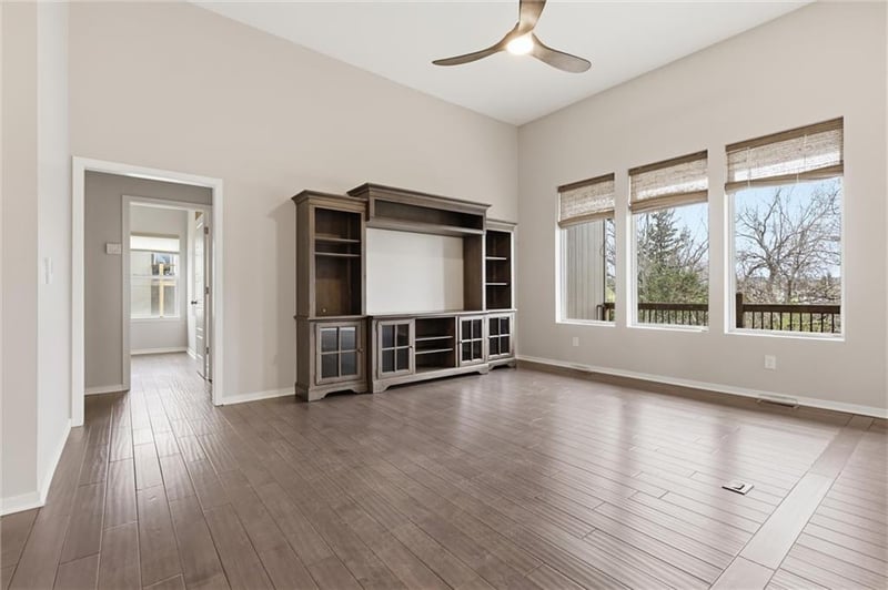 1060 Sumac St, Olathe, KS 66061