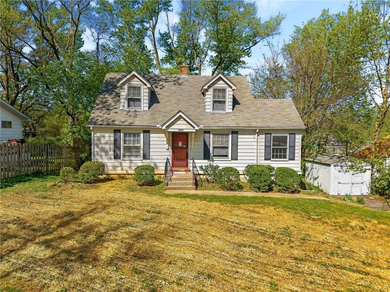 3634 College Ave, Kansas City, MO 64117