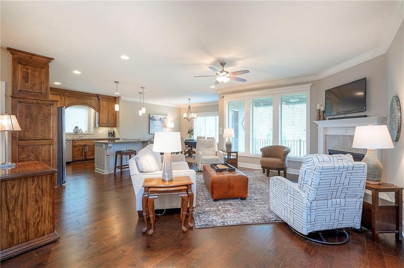 4008 Grant St, Lee's Summit, MO 64064
