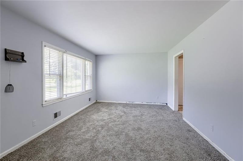 11003 60th Ter, Raytown, MO 64133