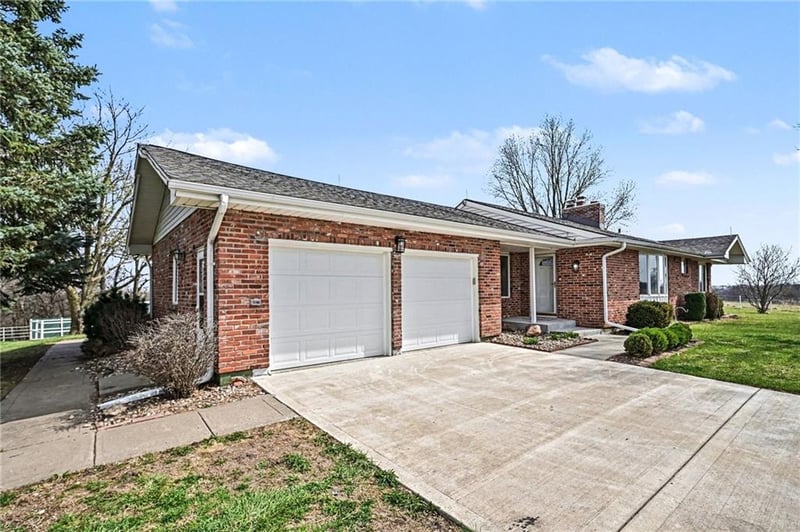 6409 Clinton County Line Rd, Trimble, MO 64492