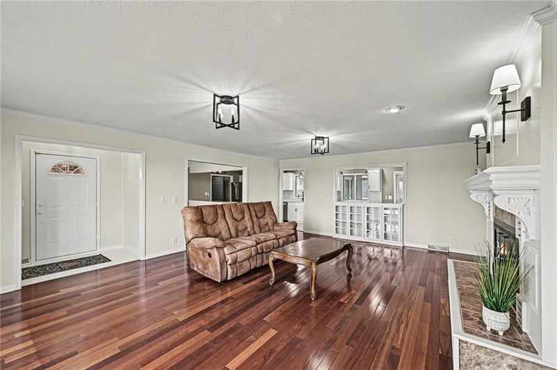 6409 Clinton County Line Rd, Trimble, MO 64492