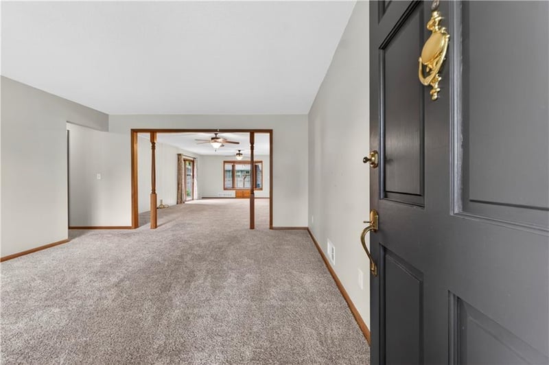 1965 73rd St, Prairie Village, KS 66208