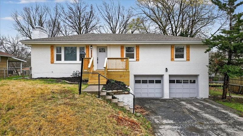 2217 83rd St, Kansas City, KS 66109