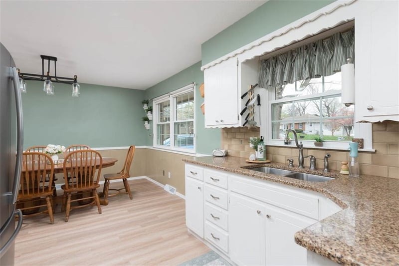 3912 Christopher Cir, Independence, MO 64055