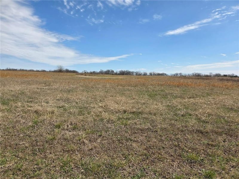 1449 Indian Rd, Fort Scott, KS 66701