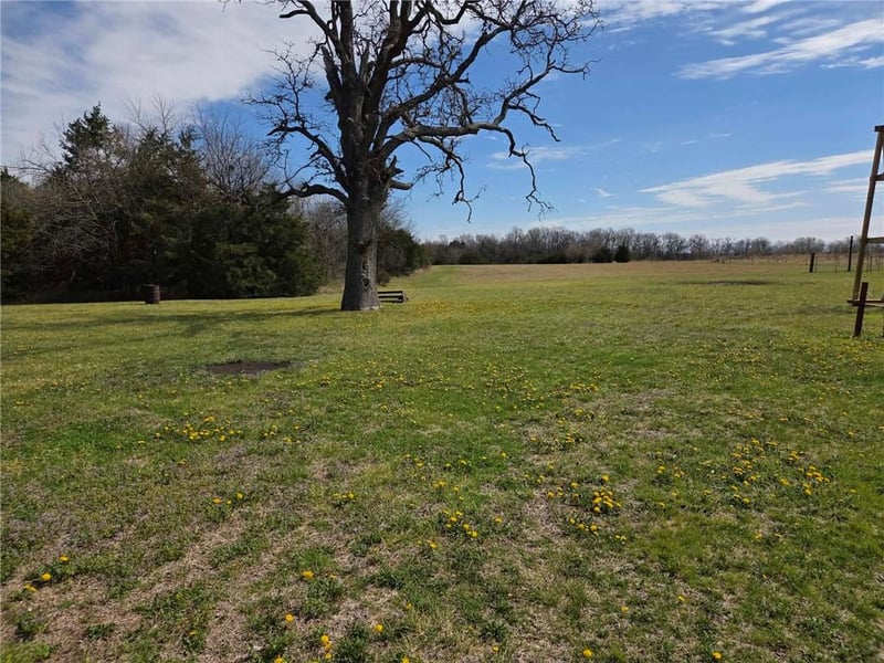 1449 Indian Rd, Fort Scott, KS 66701