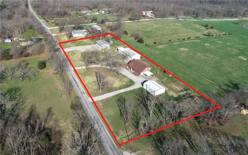 3705 150 Rd, El Dorado Springs, MO 64744