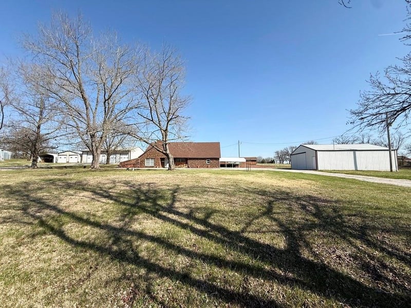 3705 150 Rd, El Dorado Springs, MO 64744